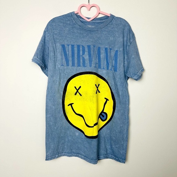 NIRVANA NWOT Unisex Blue Medium T-Shirt Crew Neck Short Sleeve Graphic Print - Picture 1 of 6